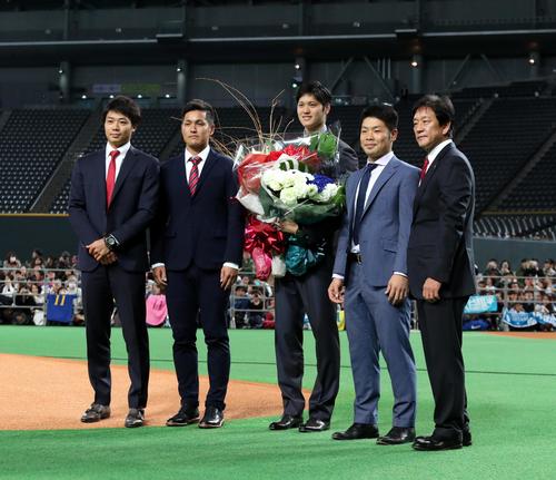 日本ハム】近藤健介「『すごい』の一言」「遠い存在に」大谷翔平104年