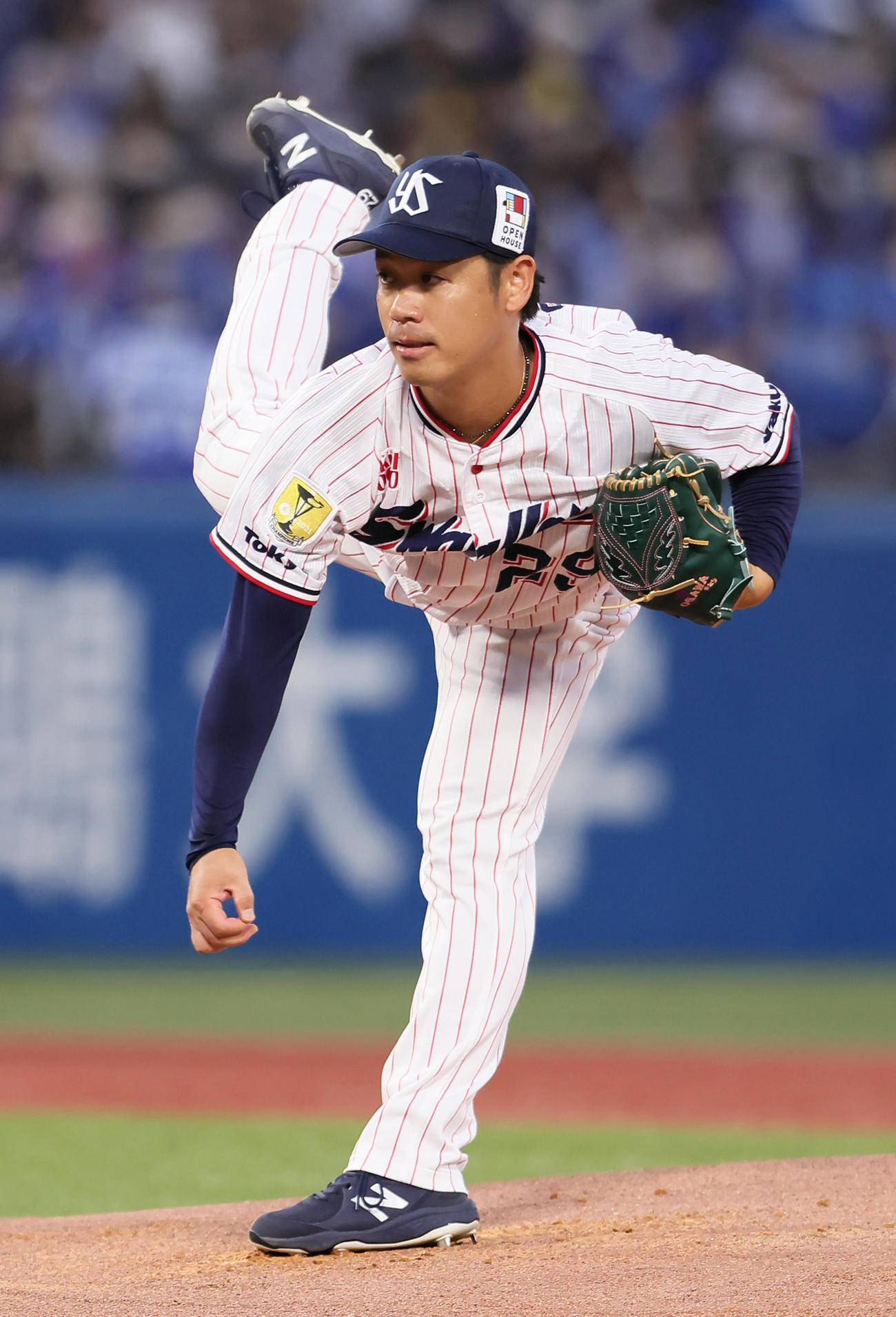 ヤクルト対DeNAヤクルト先発の小川（撮影・足立雅史）