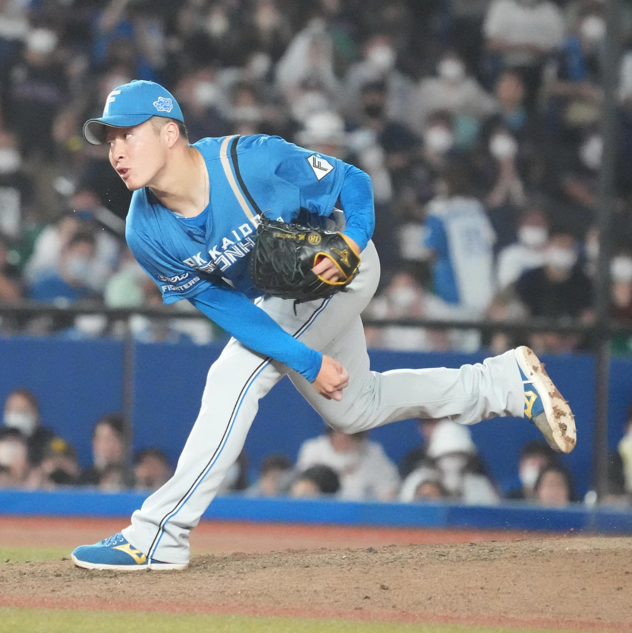 ロッテ対日本ハム　日本ハム4番手で登板した吉田（撮影・小沢裕）