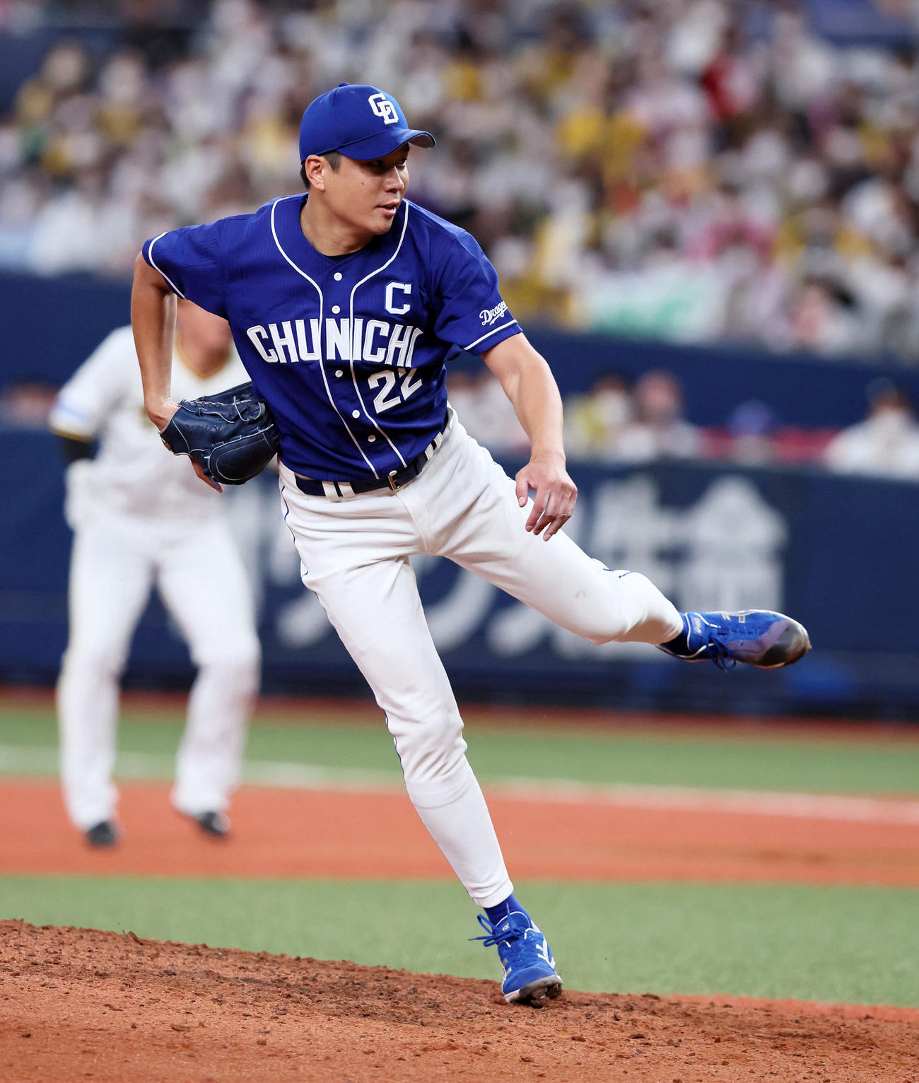 阪神対中日　7回裏阪神2死一、二塁、大野雄は山本を三振に仕留める（撮影・加藤哉）