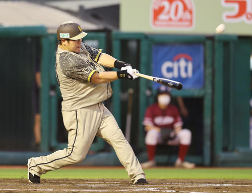 中村剛也選手実使用サイン入り支給品バット（西武ライオンズ） 西武】中村剛也450号記念グッズ発売開始 数量限定で直筆サイン入り商品
