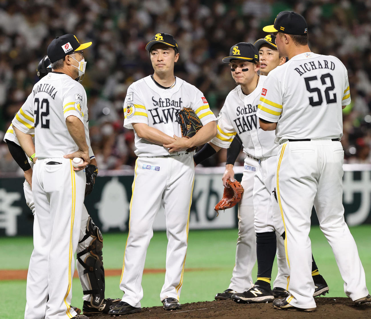 ソフトバンク対オリックス　4回途中で降板する和田毅（撮影・梅根麻紀）