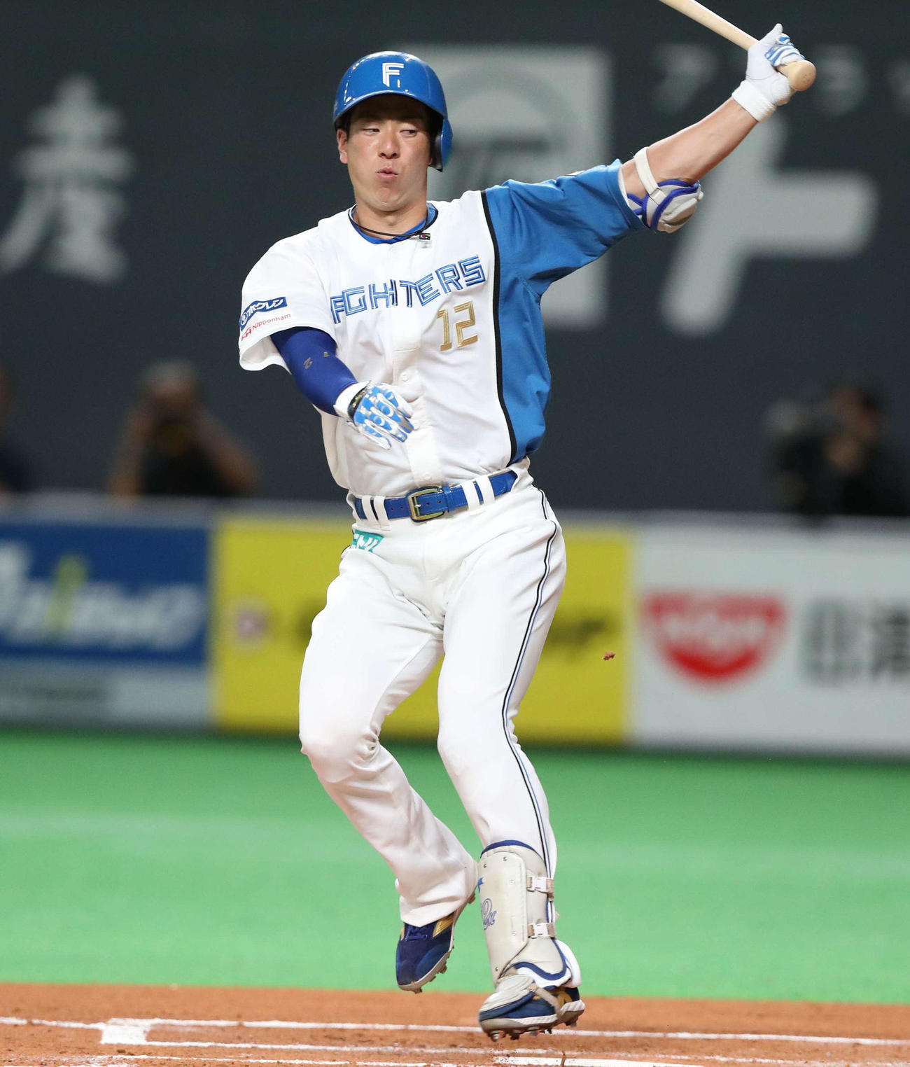 日本ハム対楽天　1回裏日本ハム1死、三振に終わる松本剛（撮影・黒川智章）