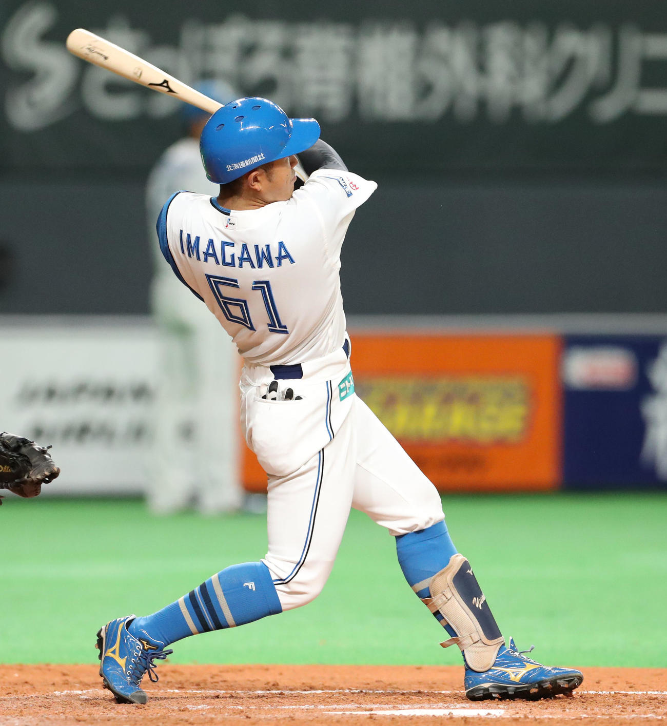 日本ハム対楽天　3回裏日本ハム2死一、二塁、今川は同点となる左前適時打を放つ（撮影・佐藤翔太）