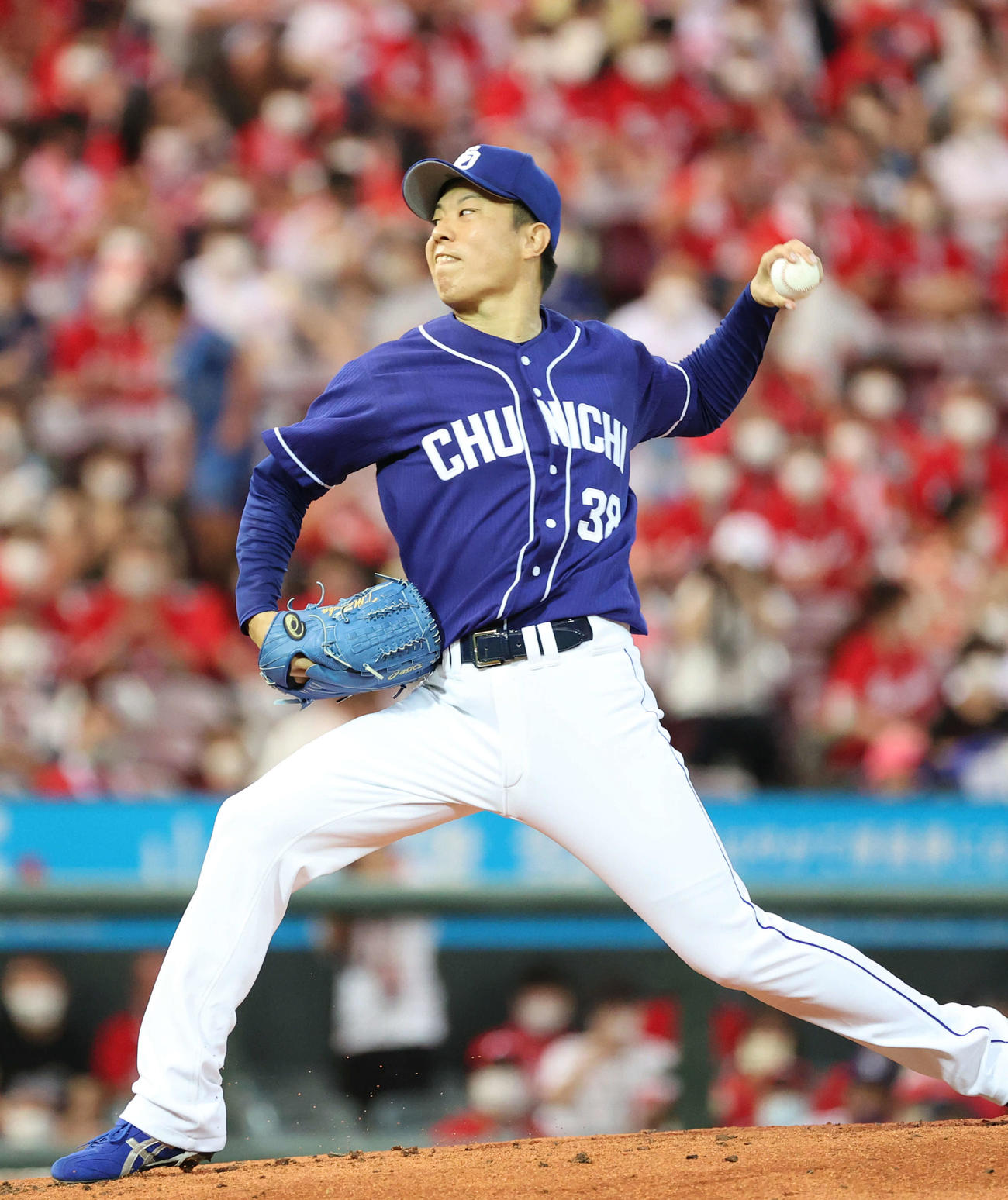 広島対中日　中日先発の松葉は6回を1失点に抑える（撮影・加藤孝規）