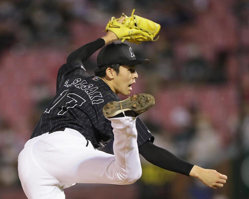 楽天対ロッテ　ロッテ先発の佐々木朗（撮影・足立雅史）
