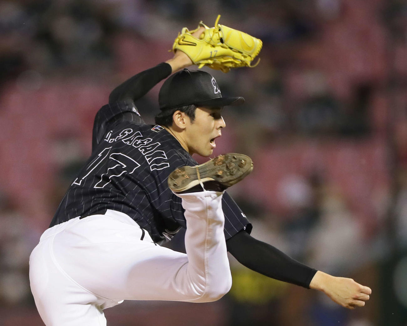 楽天対ロッテ　ロッテ先発の佐々木朗（撮影・足立雅史）