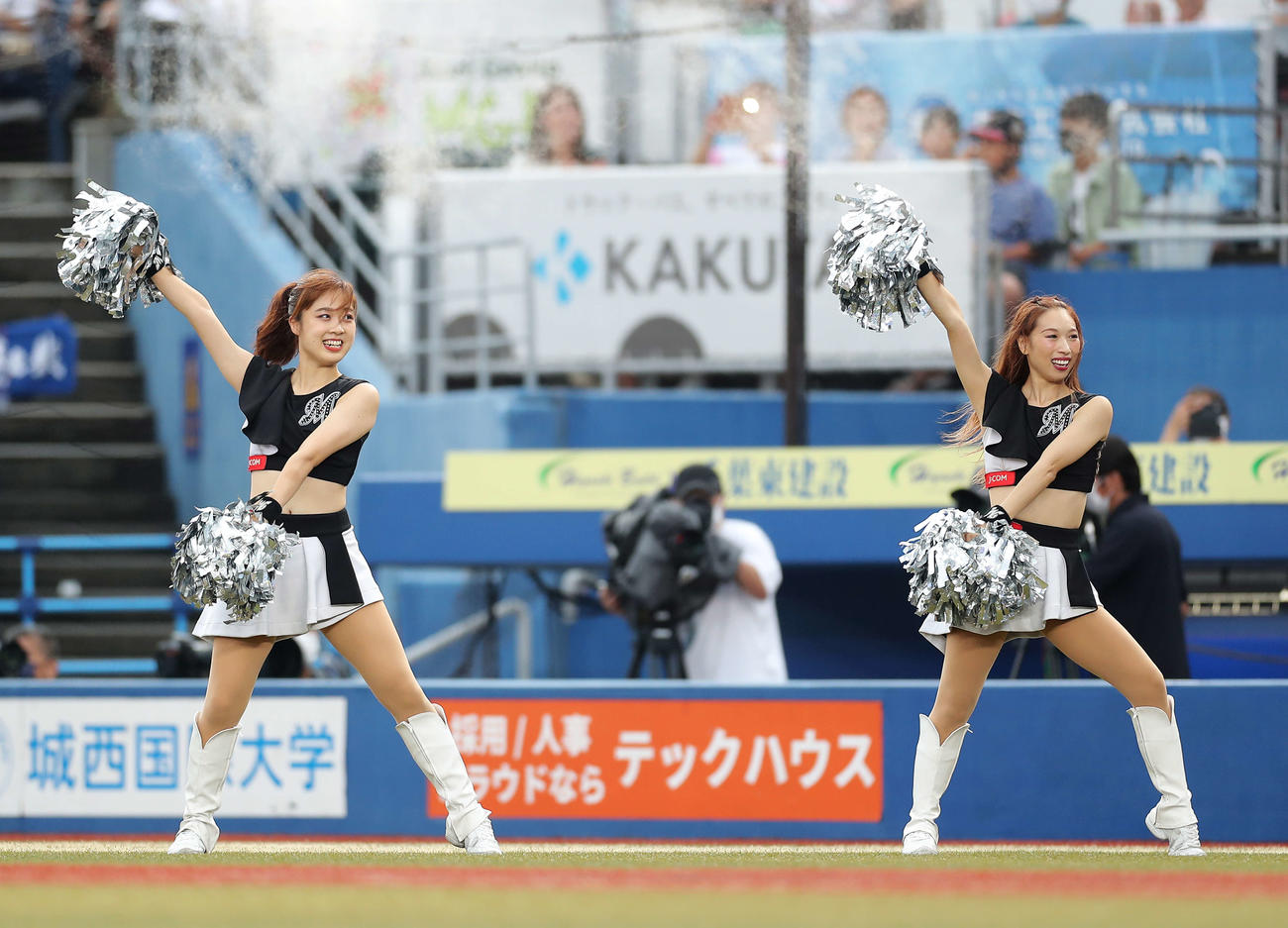 パフォーマンスを披露するM☆Splash!!