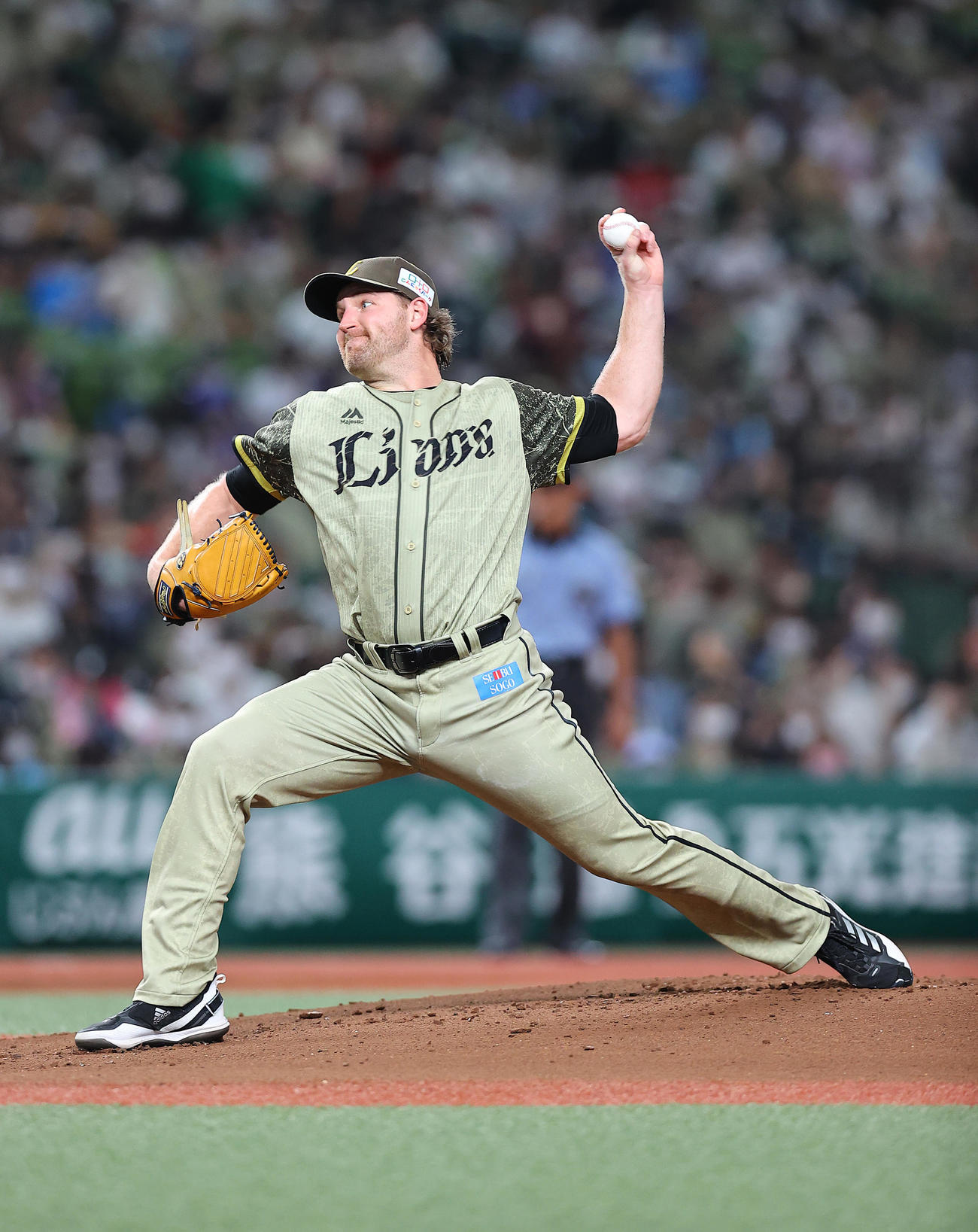 西武対オリックス　力投する西武先発のエンス（撮影・垰建太）