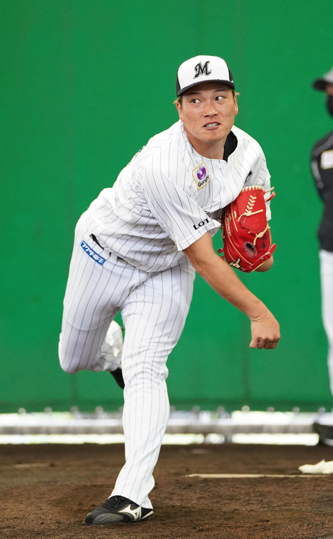 ロッテ岩下大輝（2022年2月4日）