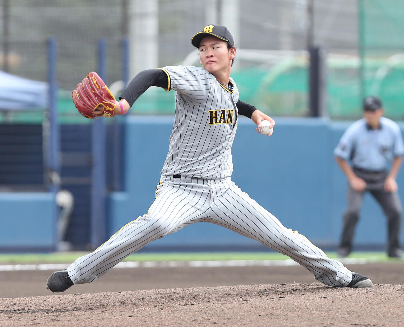 ウエスタン・リーグ　オリックス対阪神対　先発し3回無失点と好投した阪神及川（撮影・白石智彦）