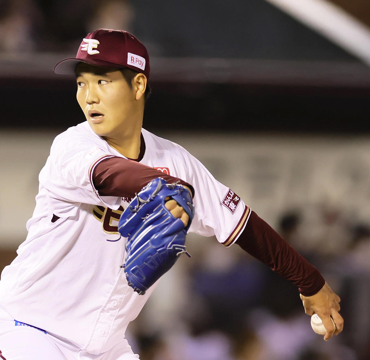 楽天対ソフトバンク　プロ初勝利を挙げた楽天鈴木翔（撮影・足立雅史）