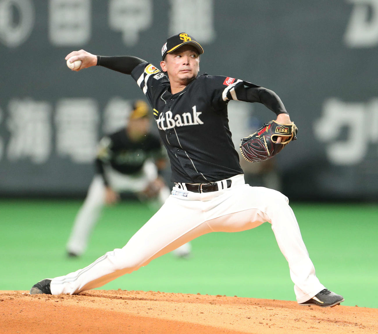 日本ハム対ソフトバンク　ソフトバンク先発の東浜（撮影・佐藤翔太）