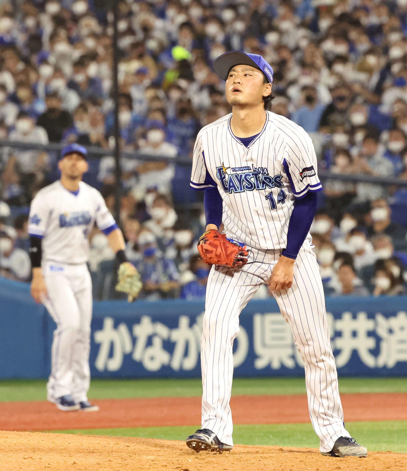 3回表ヤクルト1死、キブレハンに同点本塁打を打たれた先発石田（撮影・丹羽敏通）