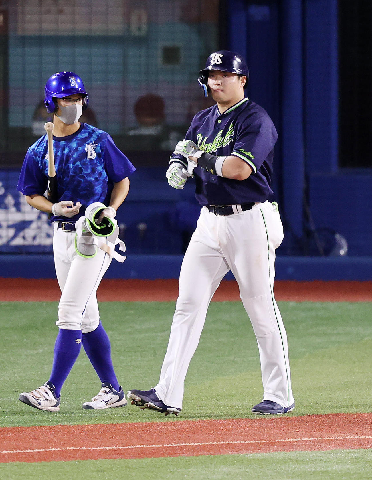 DeNA対ヤクルト　5回表ヤクルト無死、村上は四球（撮影・鈴木正人）
