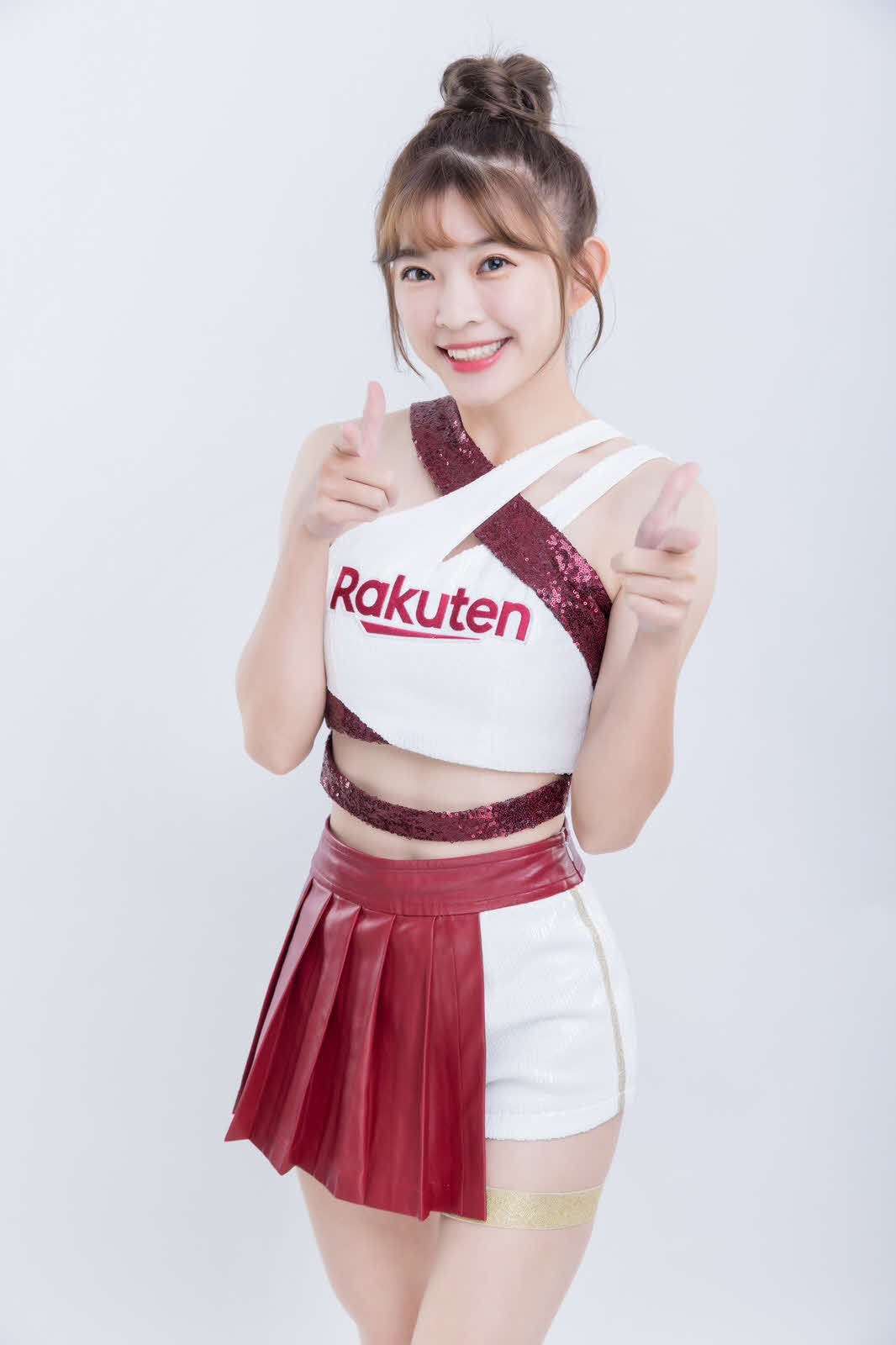楽天生命パークに来場する、台湾プロ野球チーム「楽天モンキーズ」のチアリーダー「Rakuten Girls」の穎樂（楽天野球団提供）