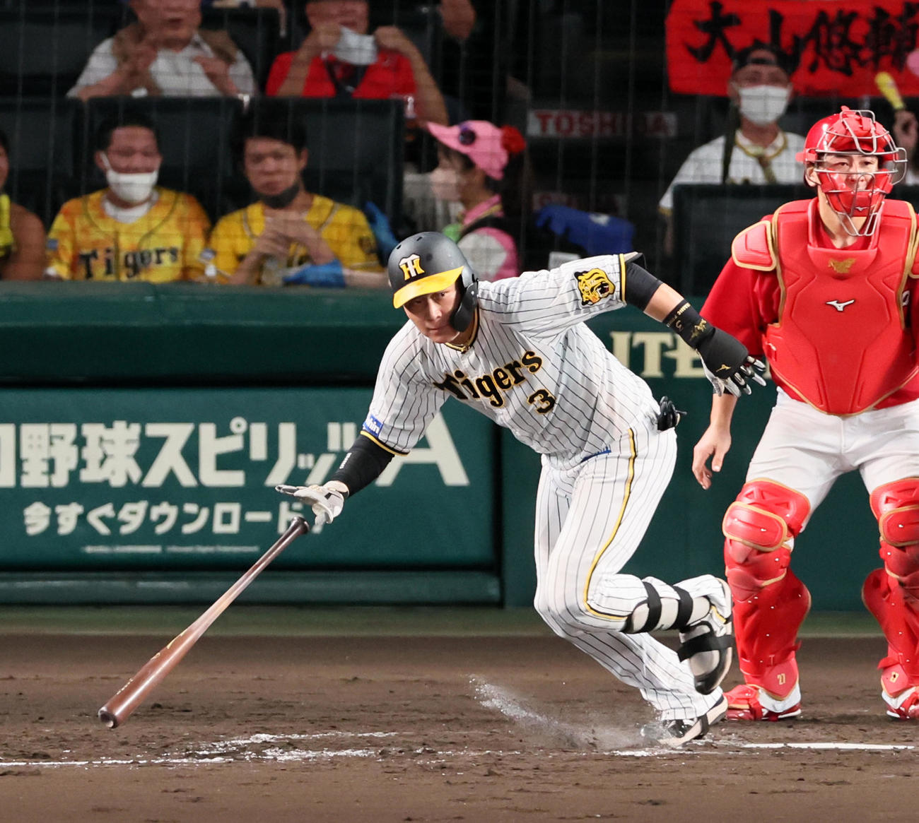 阪神対広島　3回裏阪神2死一、二塁、大山は左へ適時打を放つ（撮影・加藤哉）