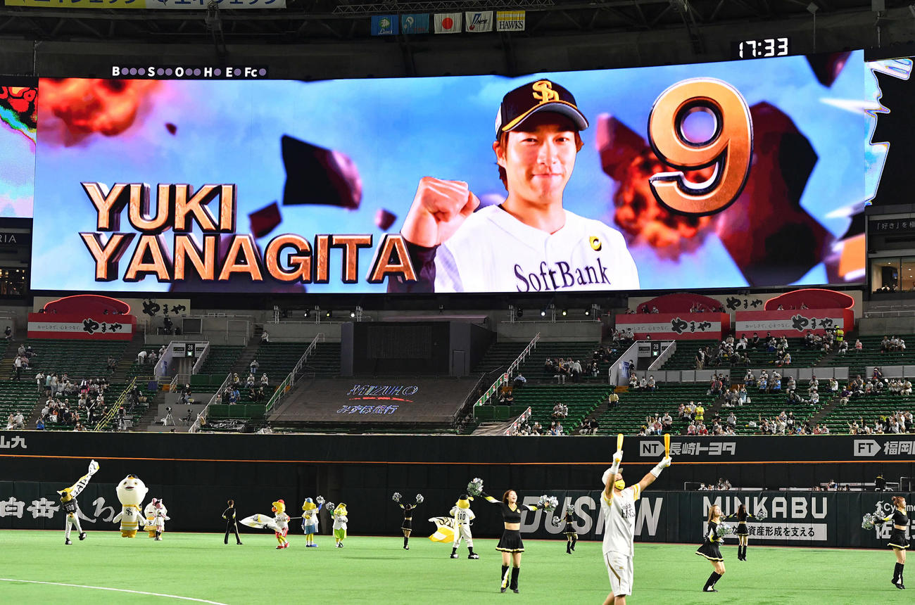 ソフトバンク対西武　6番右翼で復帰した柳田（撮影・岩下翔太）