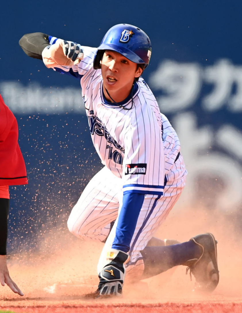 DeNA村川凪（2022年3月2日撮影）