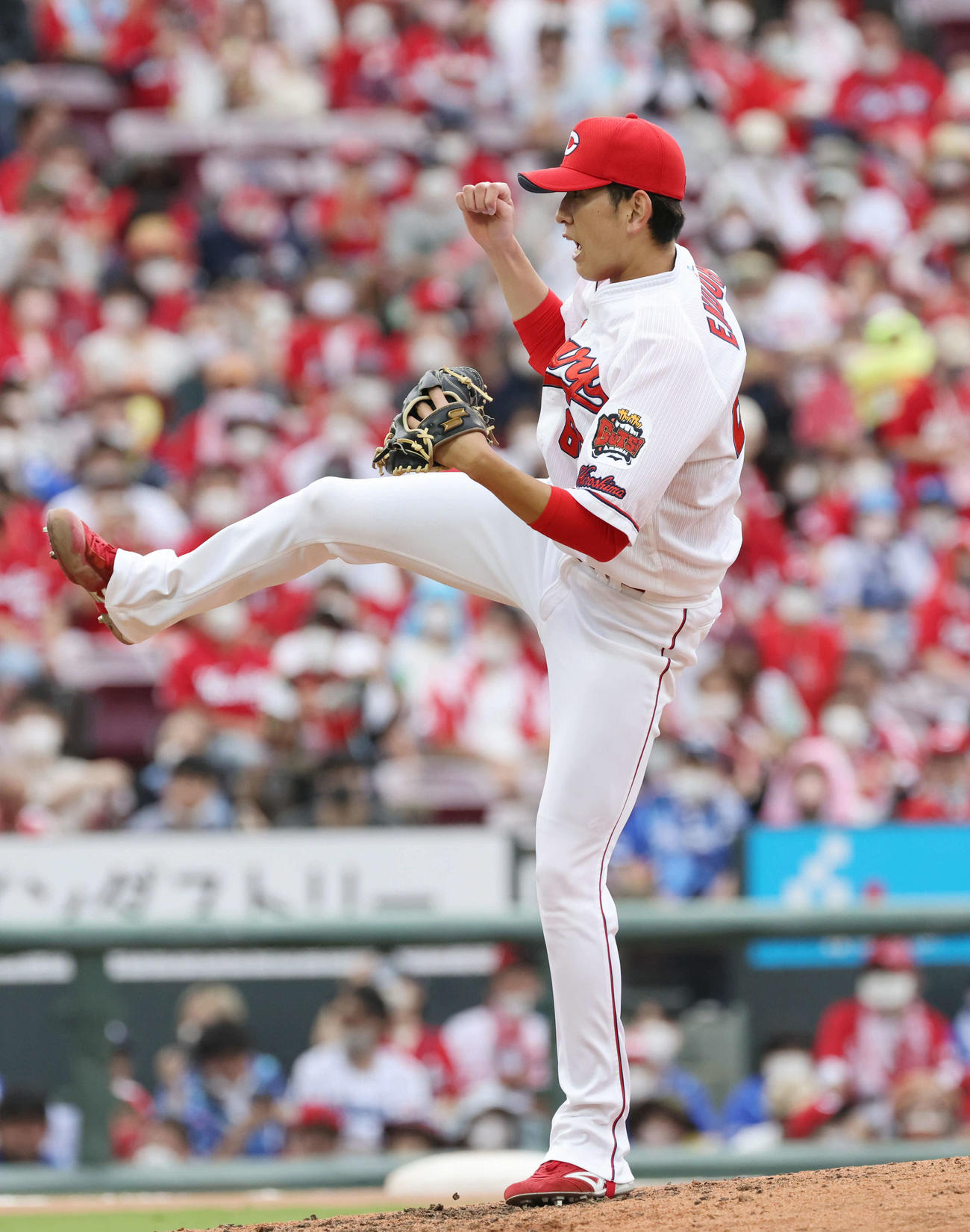 広島対DeNA 7回無失点の好投で今季4勝目を挙げた広島遠藤（撮影・加藤孝規）