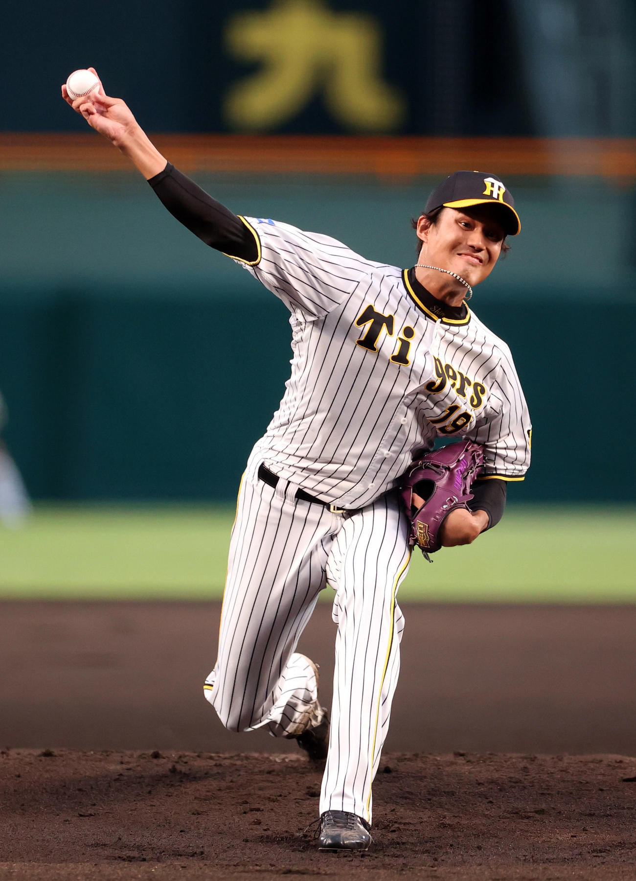 阪神対巨人　阪神先発の藤浪（撮影・狩俣裕三）