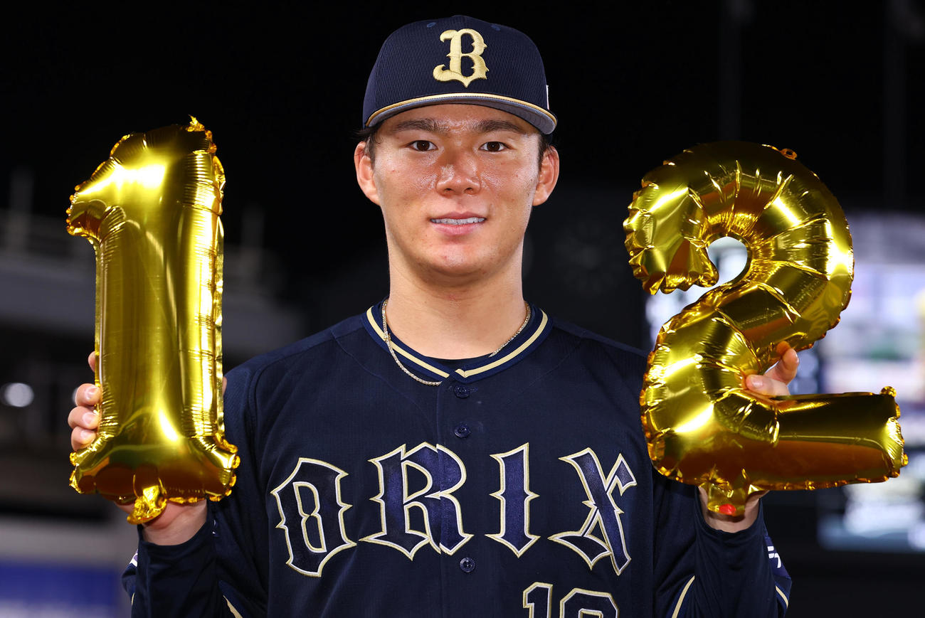 【翌日内発送】オリックス　山本由伸　ユニホーム　O オリックス】山本由伸が完投で12勝目「正確なのか？」世界一の突出数値
