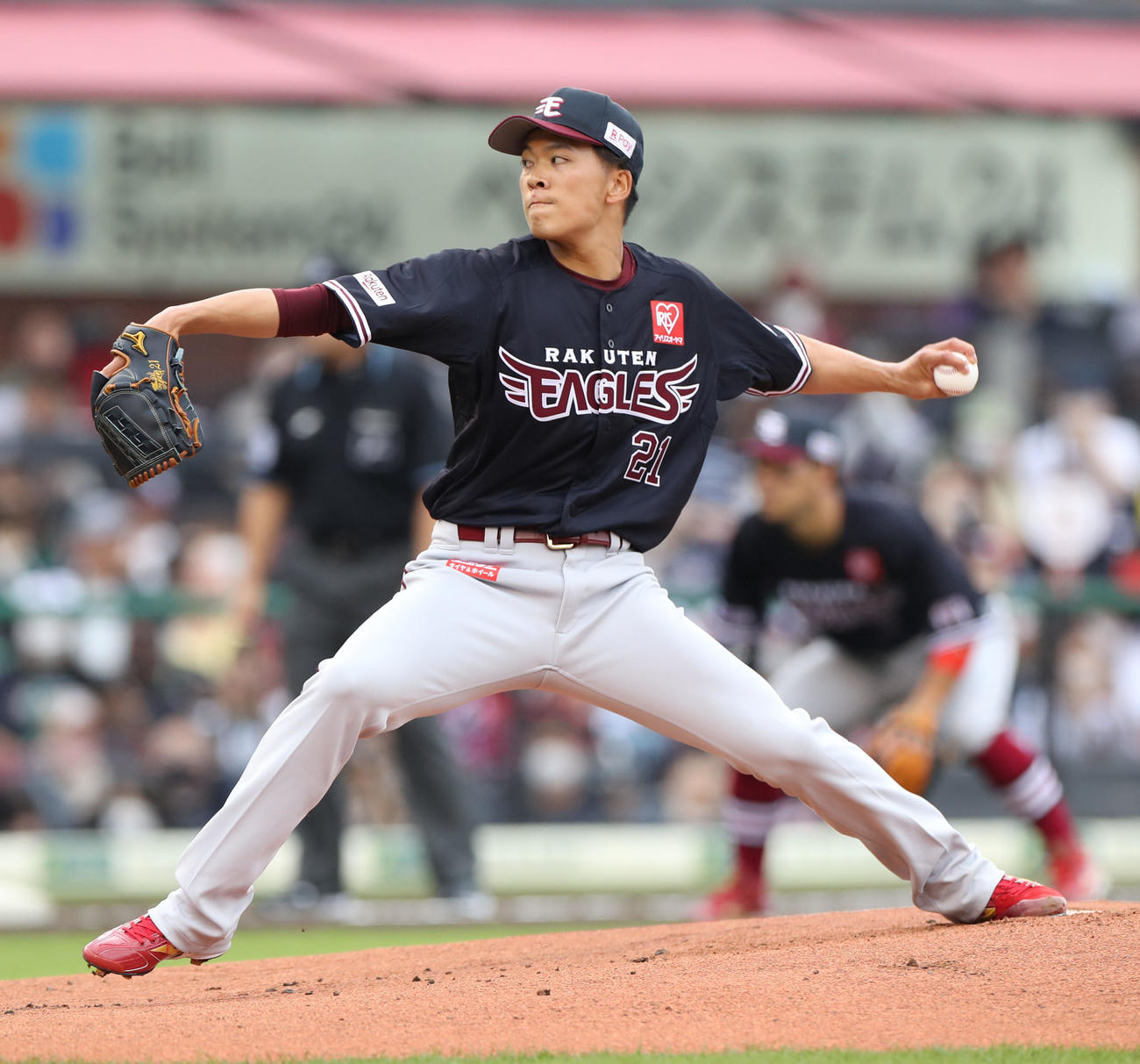 楽天対日本ハム　楽天先発の早川（撮影・佐藤翔太）