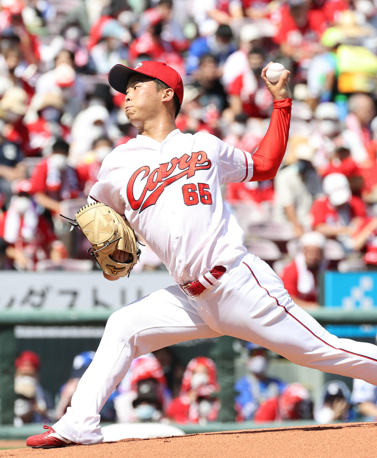 広島対DeNA　力投する広島先発の玉村（撮影・加藤孝規）