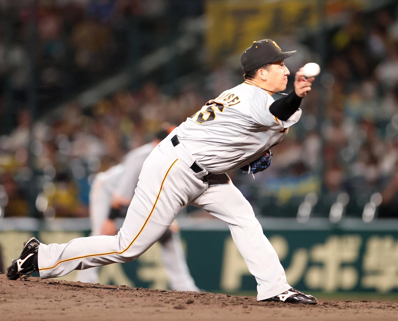 阪神対巨人　9回裏から登板する巨人5番手の大勢（撮影・狩俣裕三）
