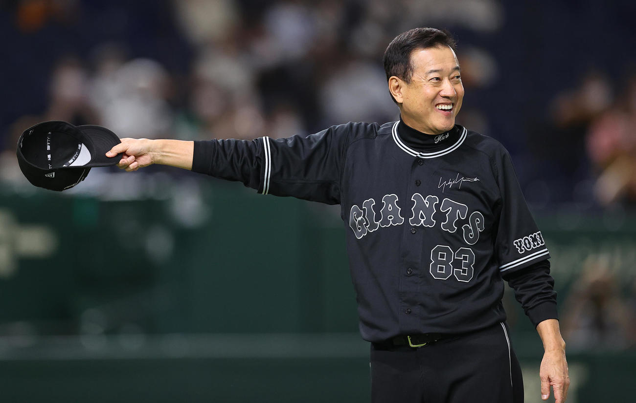 巨人対DeNA DeNAに大勝し笑顔を見せる巨人原監督（撮影・垰建太）