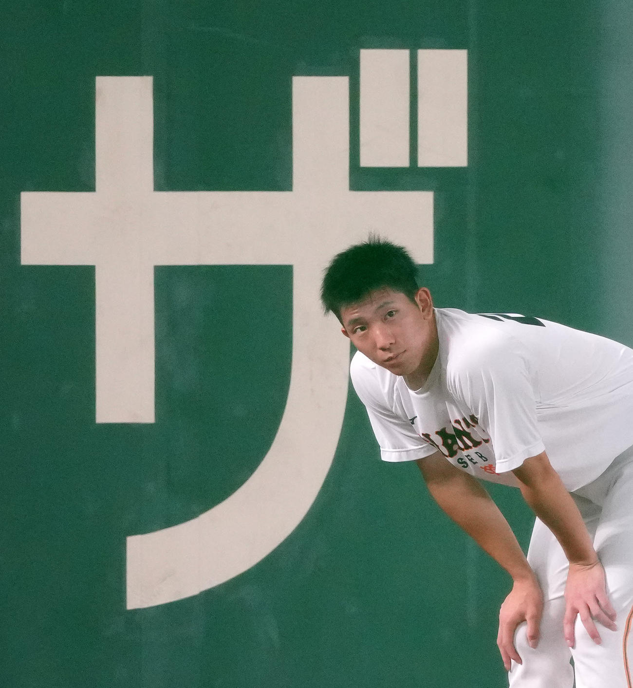 巨人対DeNA　試合前練習に臨む巨人戸郷（撮影・江口和貴）