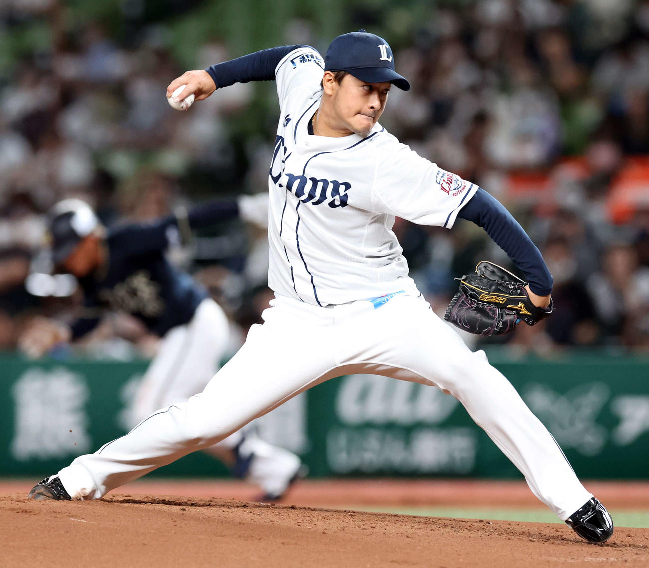 西武対オリックス　力投する西武先発の平井（撮影・浅見桂子）
