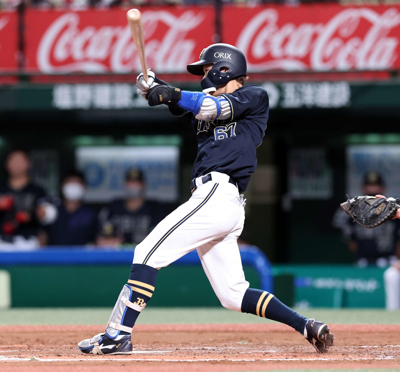 西武対オリックス　4回表オリックス無死、中川圭は中越え先制本塁打を放つ（撮影・浅見桂子）