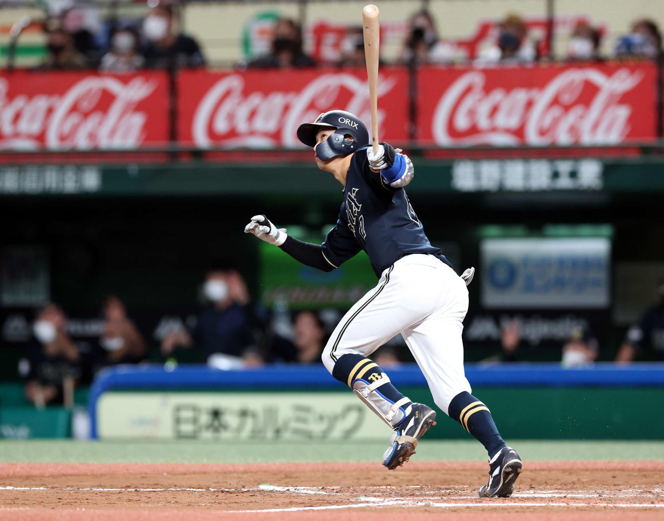 西武対オリックス　8回表オリックス2死、中川圭はソロ本塁打を放つ（撮影・浅見桂子）
