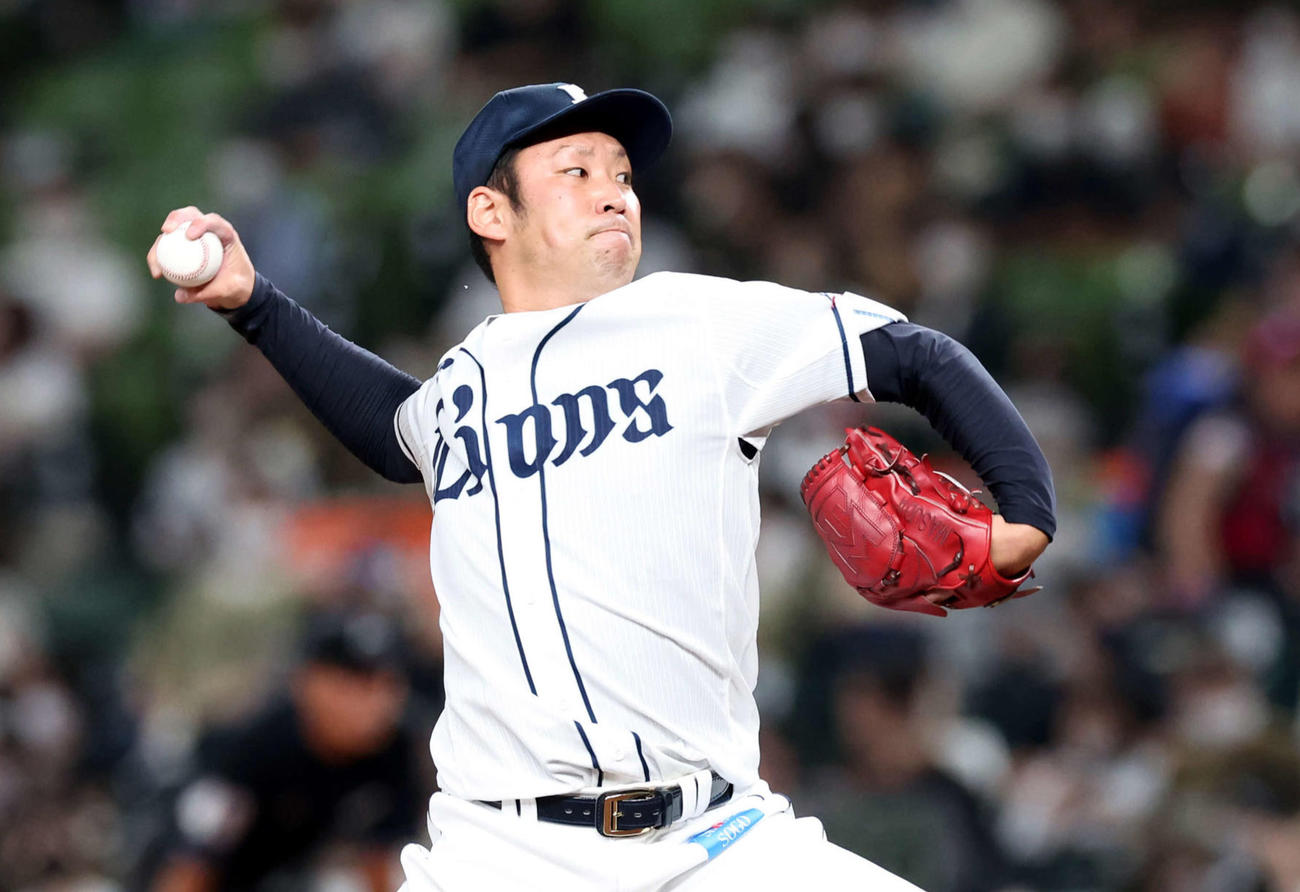 8日オリックス戦の8回に登板し、500登板を達成した西武増田達至（撮影・浅見桂子）