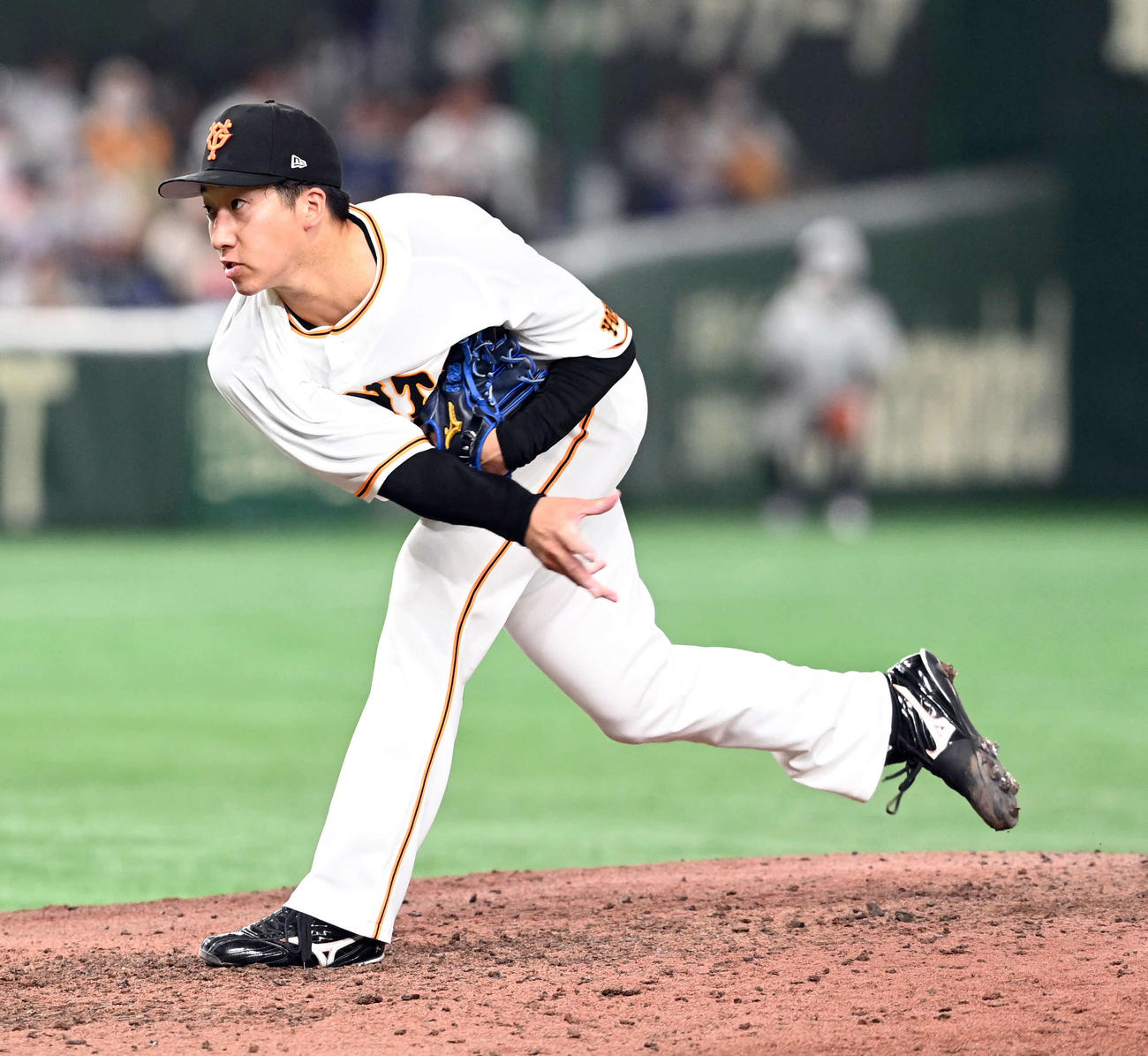 巨人対中日　10回からマウンドに上がった巨人大勢（撮影・たえ見朱実）