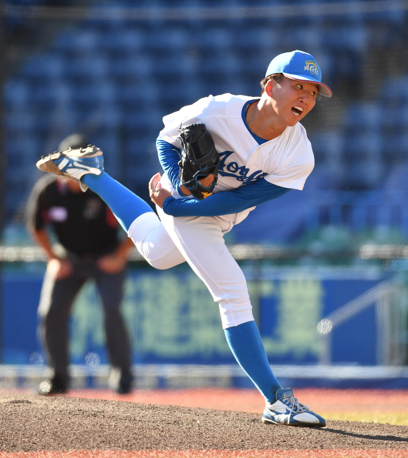 亜大対青学大　先発した青学大・北村（撮影・柴田隆二）