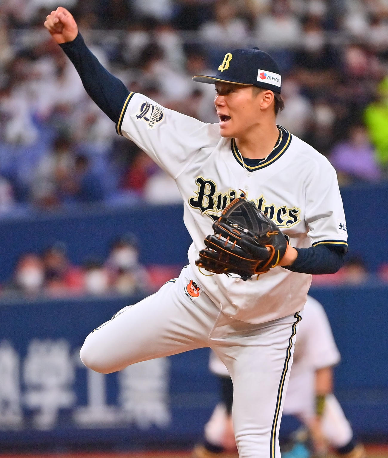 オリックス対ソフトバンク　力投するオリックス先発の山本（撮影・和賀正仁）