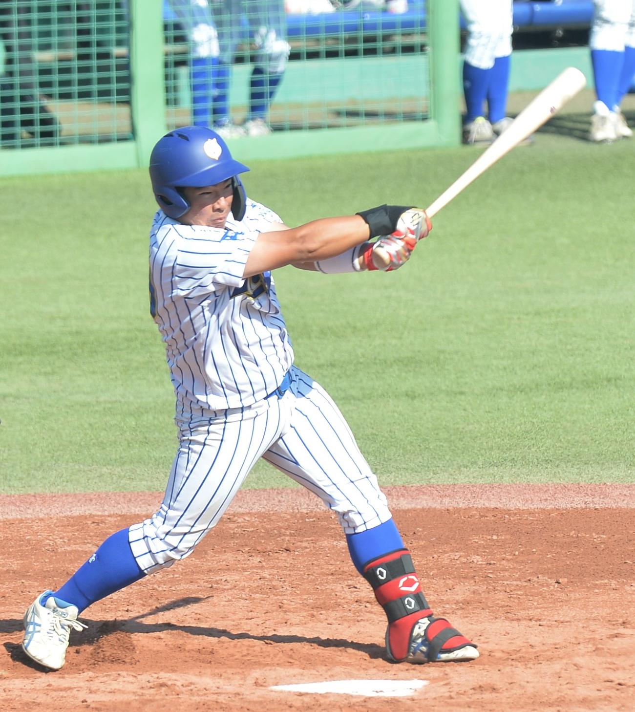3安打3打点と活躍した東北学院大・坂本