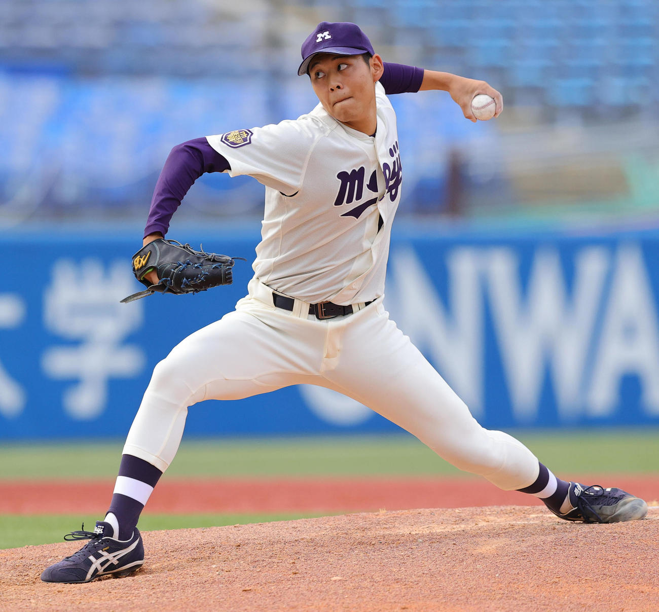 東大対明大　6力投する明大・渡部（撮影・野上伸悟）