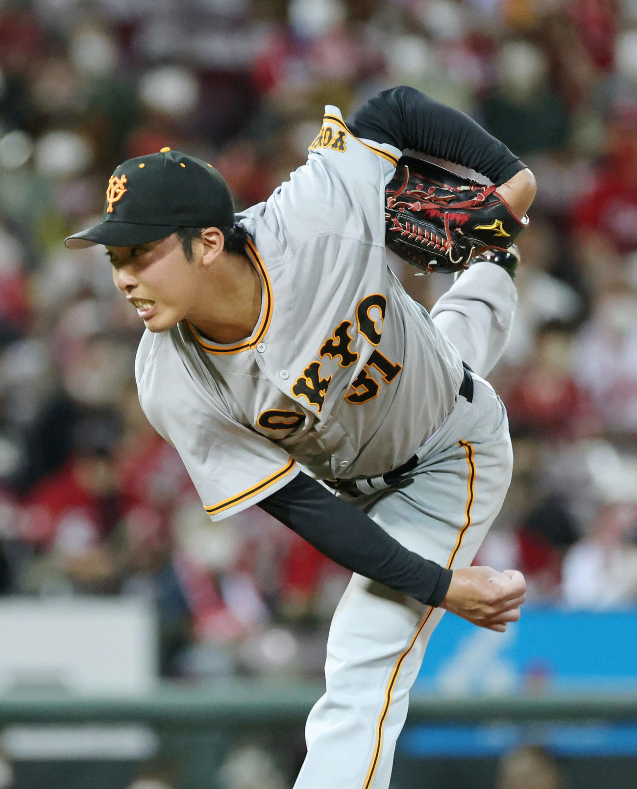 広島対巨人　巨人先発の赤星（撮影・加藤孝規）