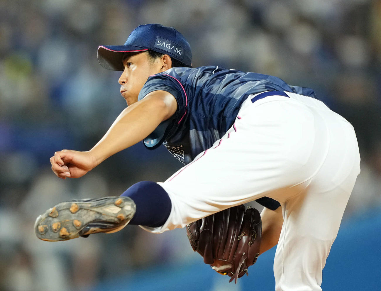 DeNA対ヤクルト　力投するDeNA先発の今永（撮影・横山健太）