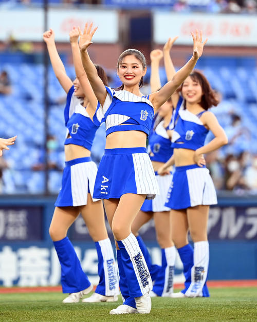 DeNAのオフィシャルパフォーマンスチーム「diana」