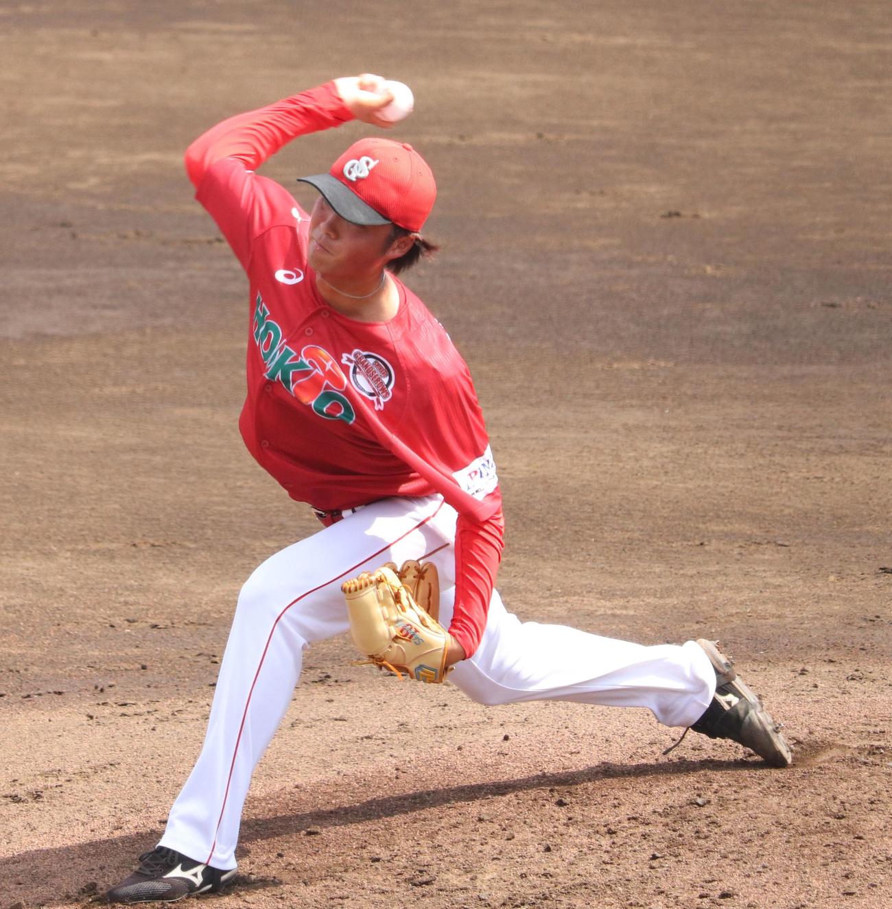 BCリーグ選抜対巨人　1イニングを無失点に抑えた今秋ドラフト候補のBC信濃・鈴木（撮影・保坂恭子）