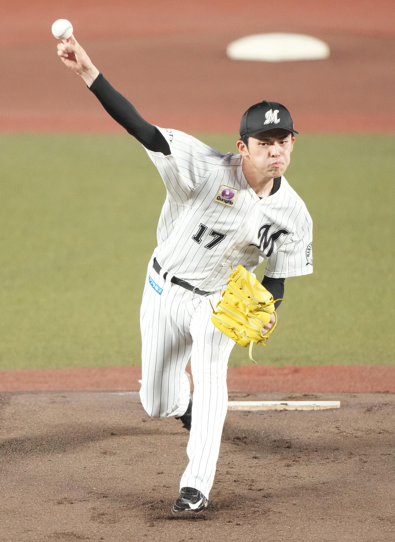 ロッテ対日本ハム　先発し力投するロッテ佐々木朗（撮影・鈴木みどり）