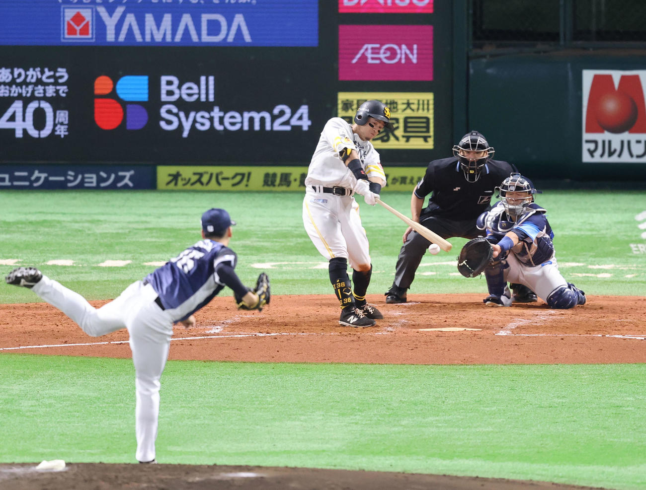 ソフトバンク対西武　3回裏ソフトバンク1死、牧原大成は中前安打を放つ（撮影・梅根麻紀）