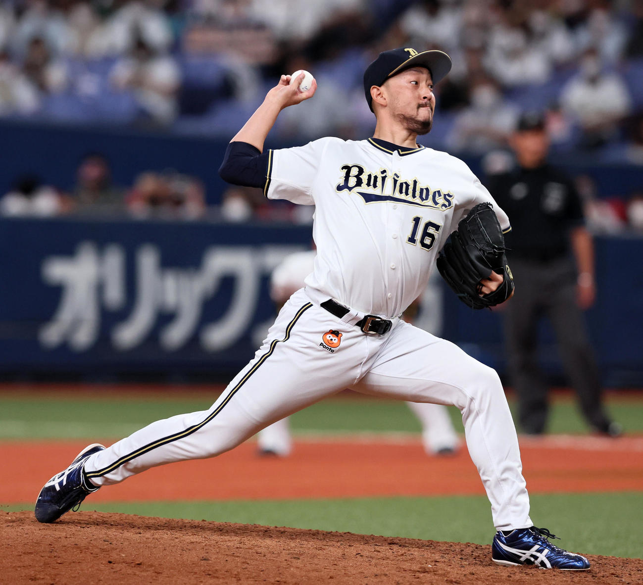オリックス対日本ハム　9回表、オリックス4番手で登板する平野（撮影・加藤哉）