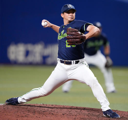 中日対ヤクルト　8回裏から登板したヤクルト木沢（撮影・横山健太）