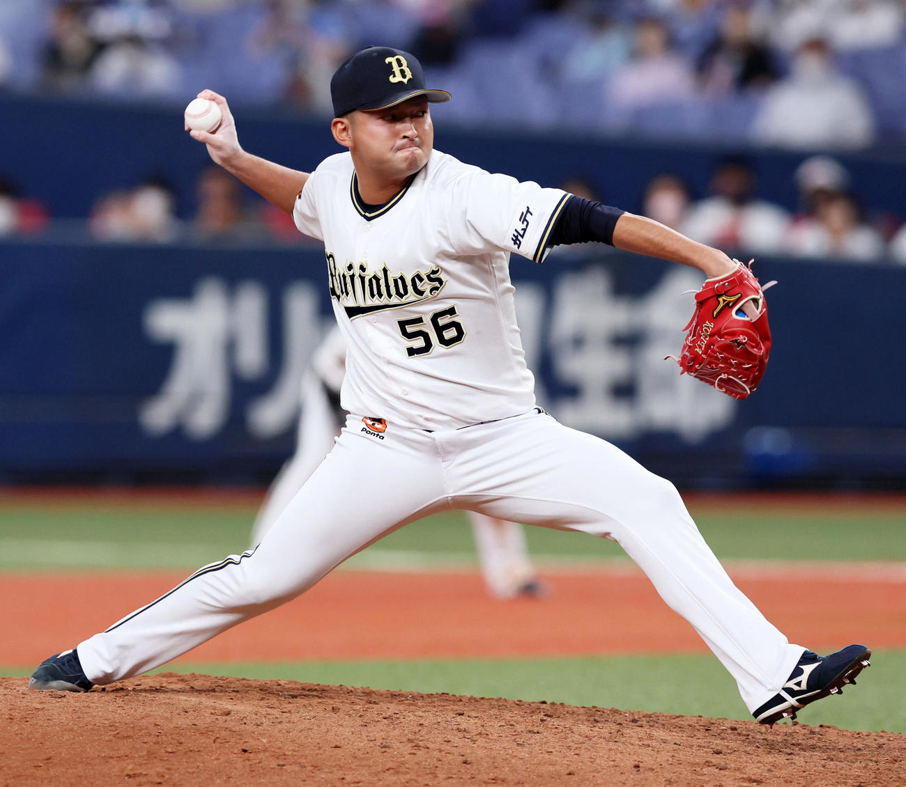 オリックス対日本ハム　12回表、オリックス7番手で登板する小木田（撮影・加藤哉）