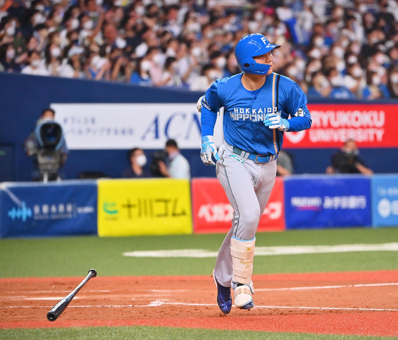 オリックス対日本ハム　5回表日本ハム2死一、二塁、右越え本塁打を放つ清宮（撮影・和賀正仁）